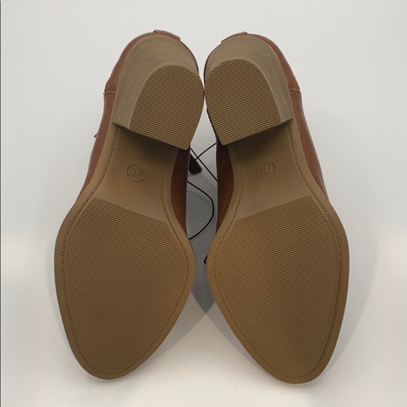 UNIVERSAL THREAD JAMESON FAUX LEATHER BOOTIE - Picture 6 of 10